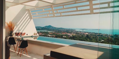 The terrace at Aqua Villa Atlantis 9